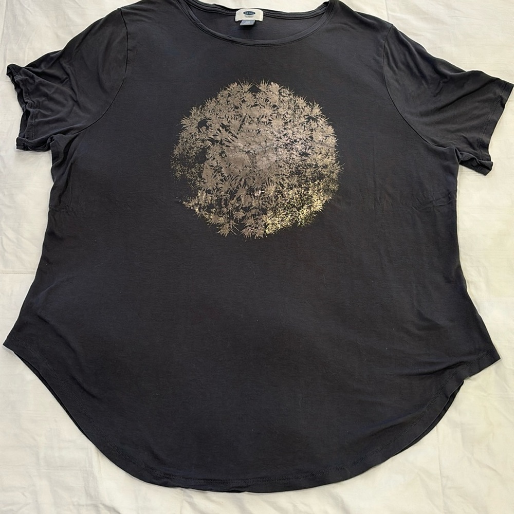 Old Navy Graphic T-Shirt  Dark Grey Size XXL